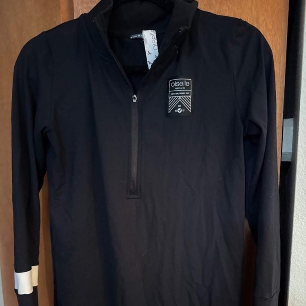 Oiselle Quarter-Zip Pull Over : Like New - Picture 3 of 3